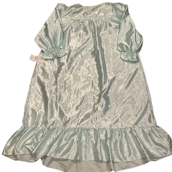 Vintage fundamentals baby blue sarin long sleeve nightgown with lace and ruffled - Picture 2 of 5
